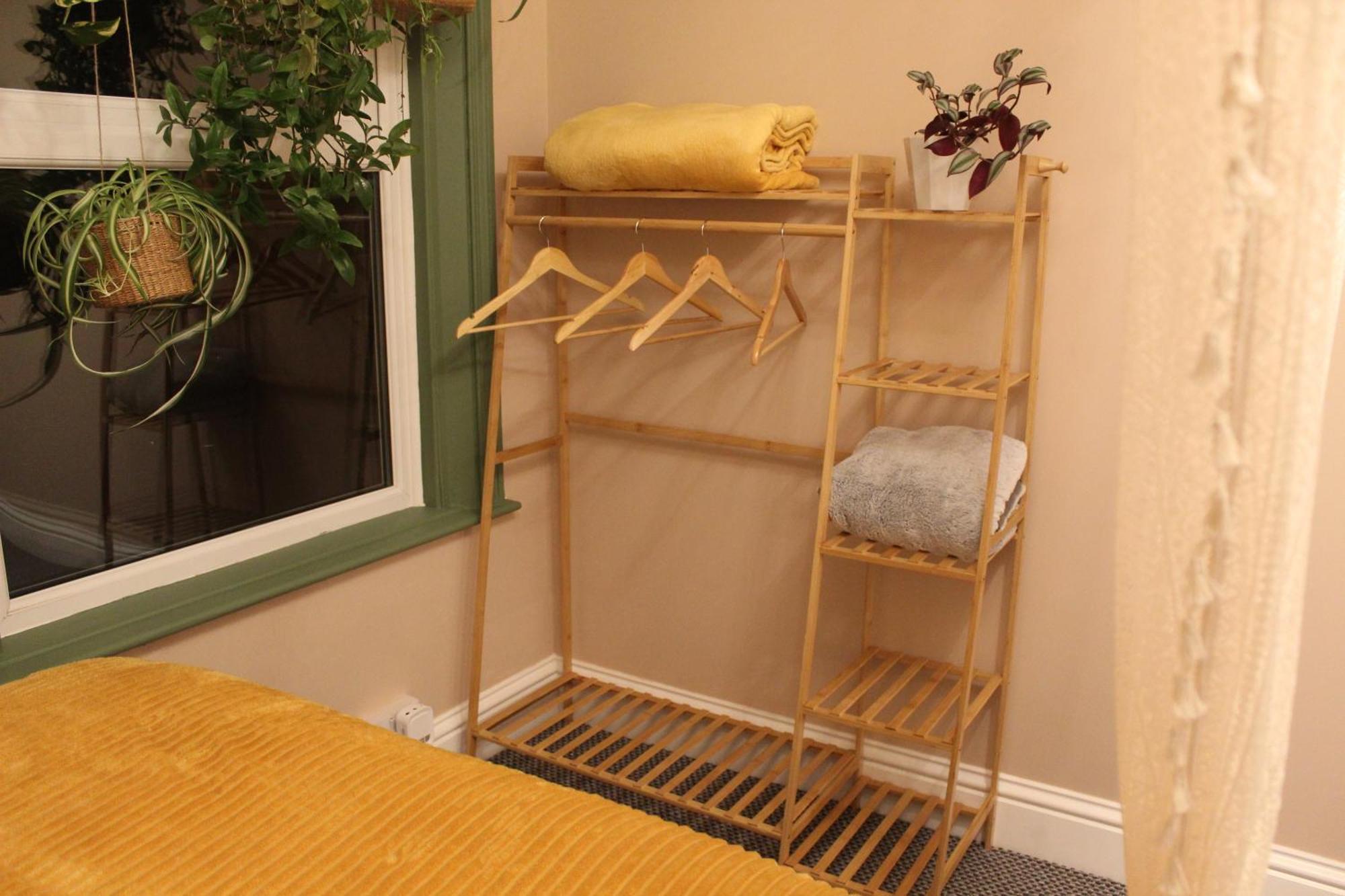 Peacehaven Retreat - 4 Minutes From The Beach! Pet Friendly! Weymouth Extérieur photo