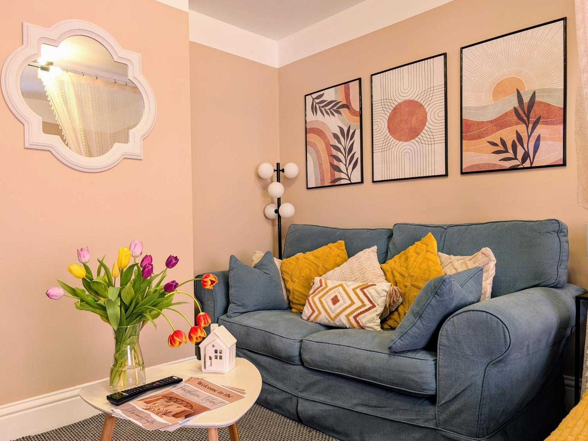 Peacehaven Retreat - 4 Minutes From The Beach! Pet Friendly! Weymouth Extérieur photo